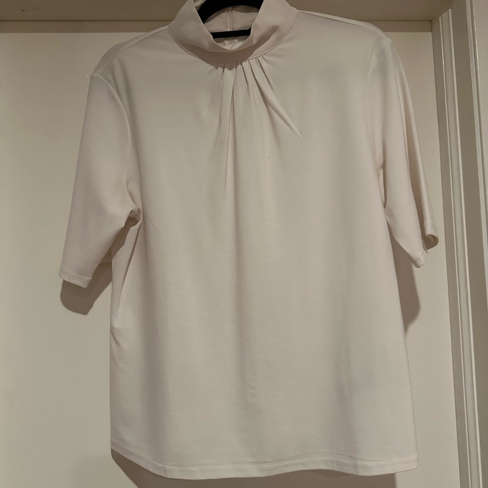 Elegant White/Cream Women's Top